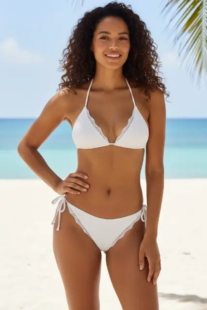 Kadın Beyaz Pedli Bel ve Boyundan Bağlamalı Dantelli Şık Bikini Takımı — görsel 1