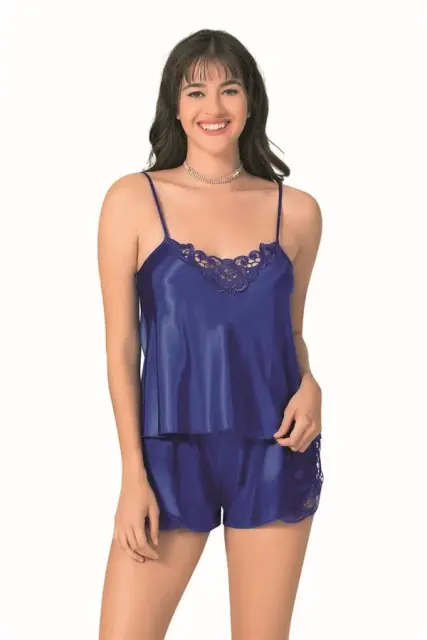 Şık Tasarım Yumuşak Dokulu Dantel İşlemeli Saks Saten Babydoll Şort Takımı — görsel 1