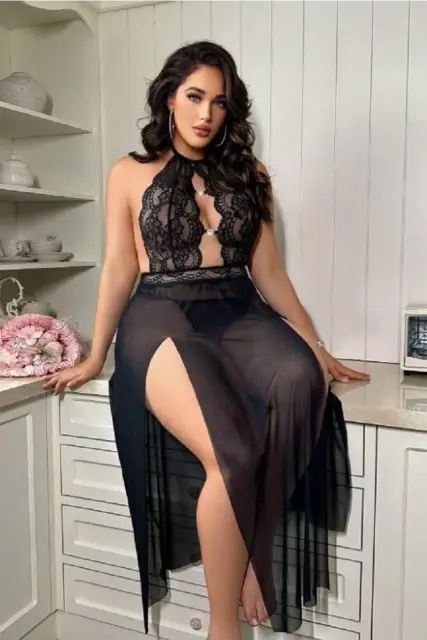 Uzun Gecelik Yırtmaçlı Dantel Göğüs Detaylı Sık Romantik Kadın Gecelik — görsel 3